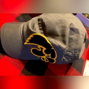 Hawkeye hat